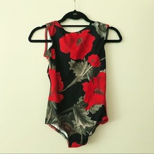 Lucky Leo Allure Leotard - Poppy